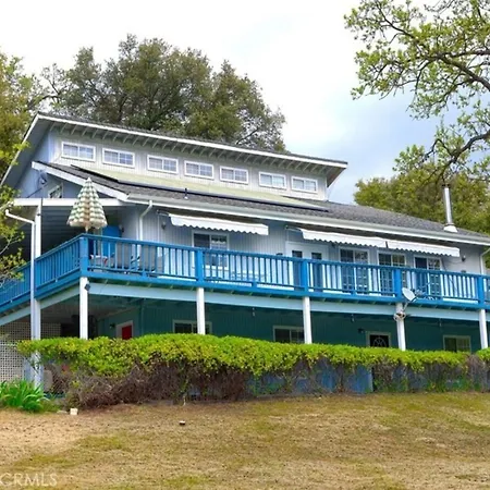 Beautiful Pet-Friendly Spacious Lodge Near Yosemite & Lakes 12 Beds 6 Bedroom Up To 16 People